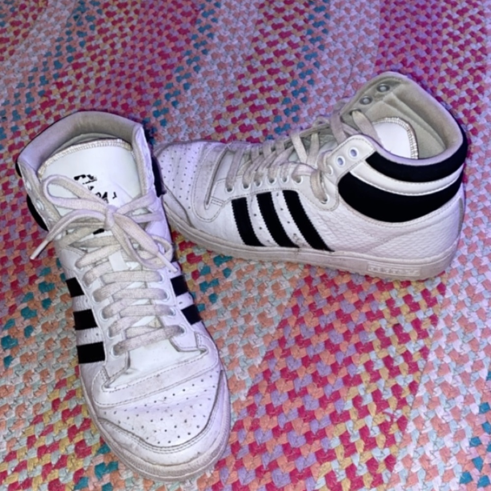 High top Adidas